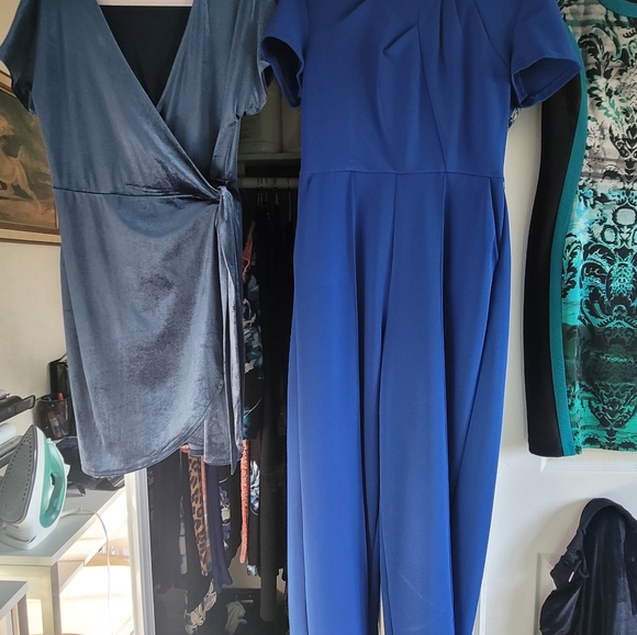 Dawn's Dresses - Picture 3 of 16